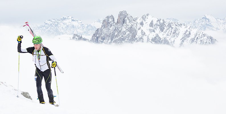 Atleta in azione alla Pitturisni Ski Race 2015