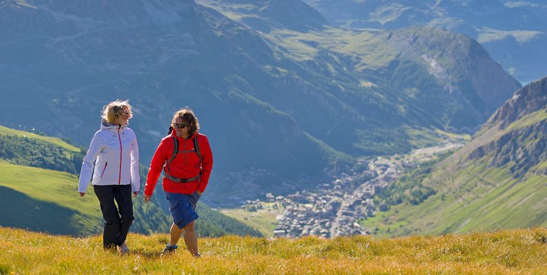 Camminare sulle montagne della Val d’ IseÌ€re - foto JP Noisillier-nuts.fr