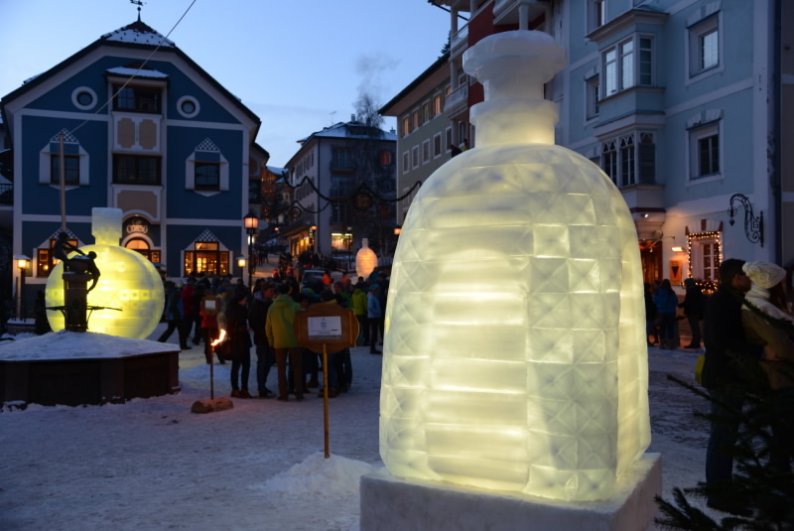 Ortisei: concorso sculture ghiaccio in Val Gardena
