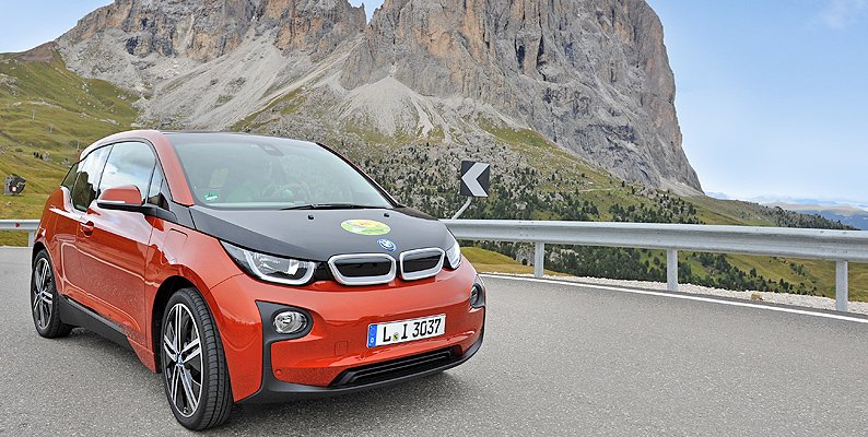 Eco Dolomites 2014 - BMW elettrica sulle strade del Sella