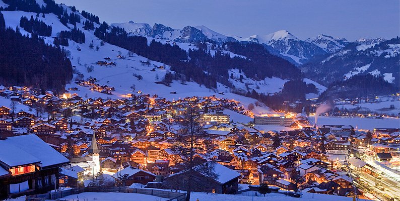 Panorama serale invernale di Gstaad