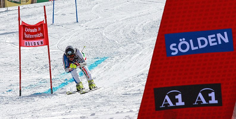 SÃ¶lden, Coppa del mondo di sci alpino: atleta in azione