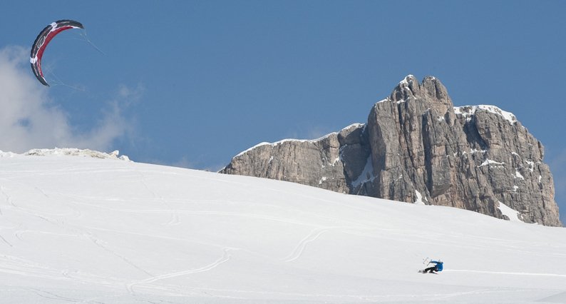 SnowKite a Cortina - Foto Archivio Cortina Turismo