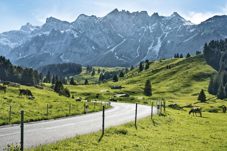 Svizzera, paesaggio alpino e 