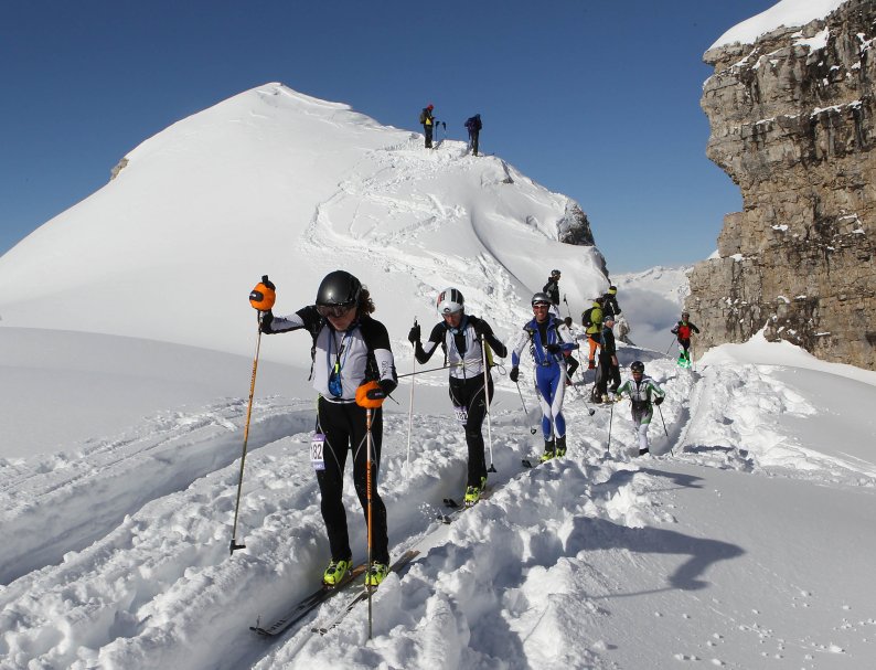Passaggio spettacolare alla Ski Alp Dolomiti di Brenta