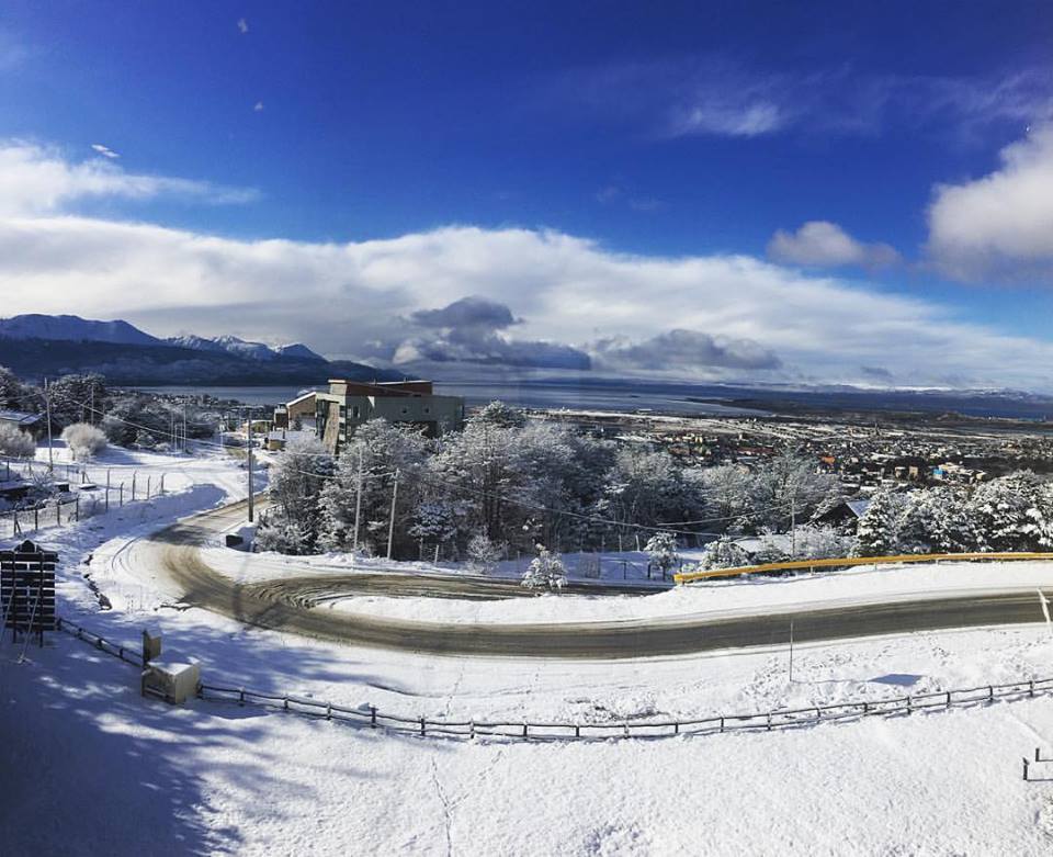 Elena Curtoni: lieve infortunio a Ushuaia