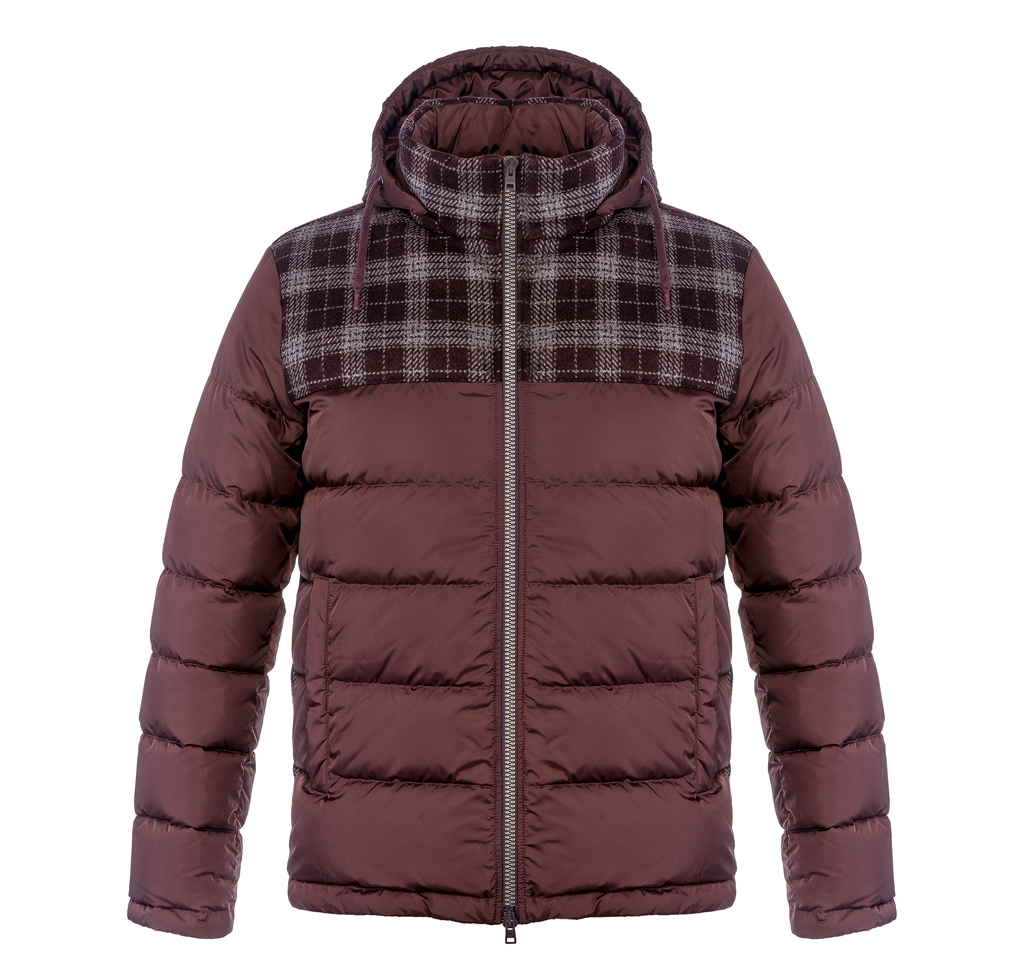 HERNO UOMO - Il grintoso bomber sfrutta la tecnologia Polar-Tech che caratterizza i capi più caldi della collezione: maggior imbottitura, più isolante. E' realizzato in robusto nylon opaco accostato alla lana check print.
