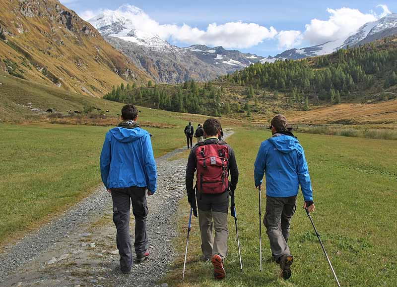 Le scarpe per camminare in montagna