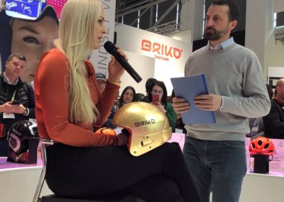 Ispo 2020 Lindsey Vonn stand Briko