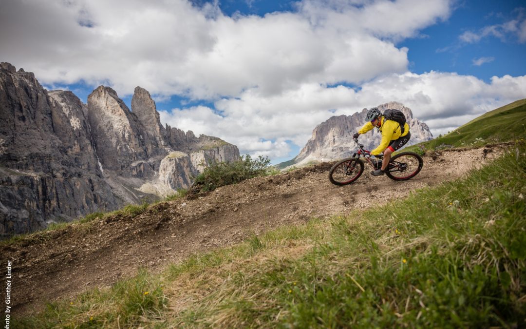 Mountain Bike in Val Gardena: 22 itinerari per l’estate 2020