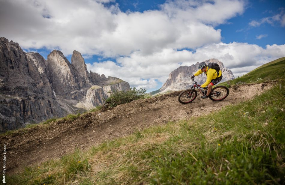 Mountain Bike in Val Gardena: 22 itinerari per l’estate 2020