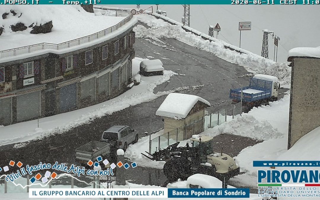 Neve di giugno sulle Alpi: Ã¨ arrivato il freddo delle pecore