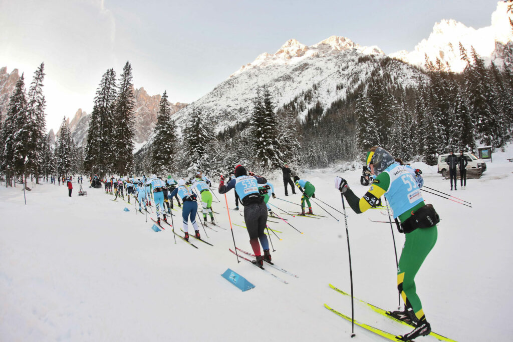 Partenza Pustertaler Ski Marathon 2023 - foto Newspower.it Trento