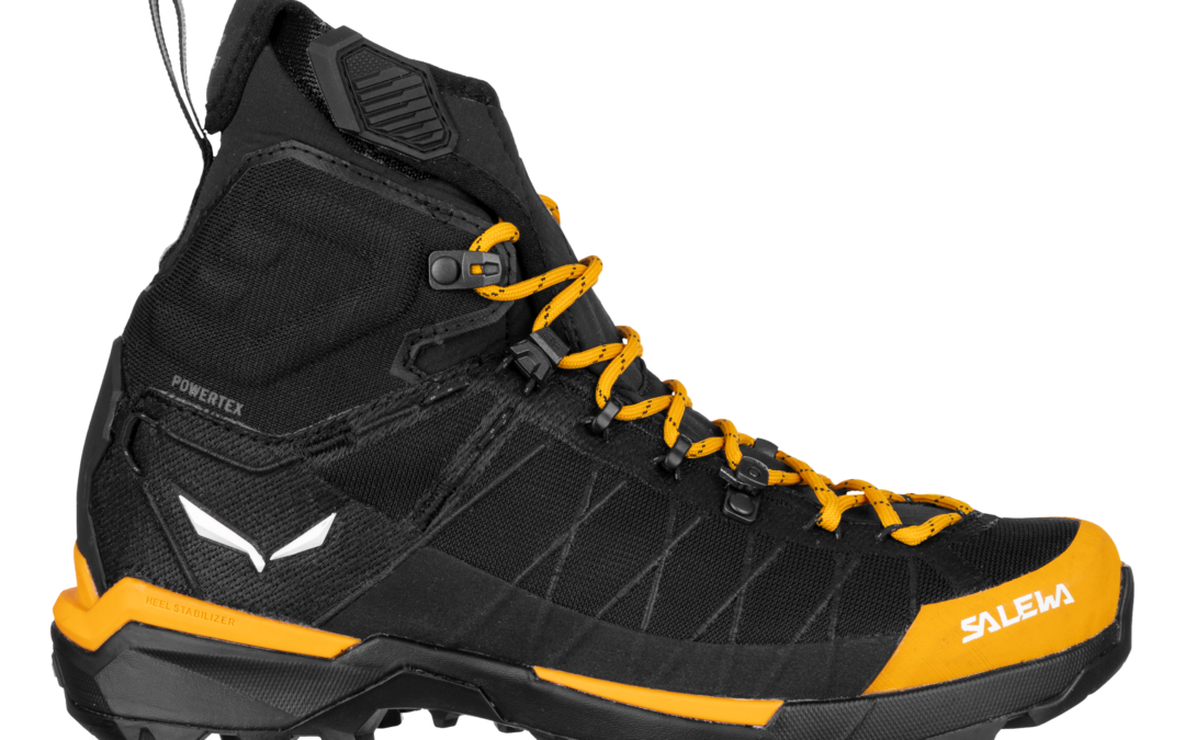 Salewa scarpone alpinismo Ortles Light Mid Powertex: leggero, comodo e versatile