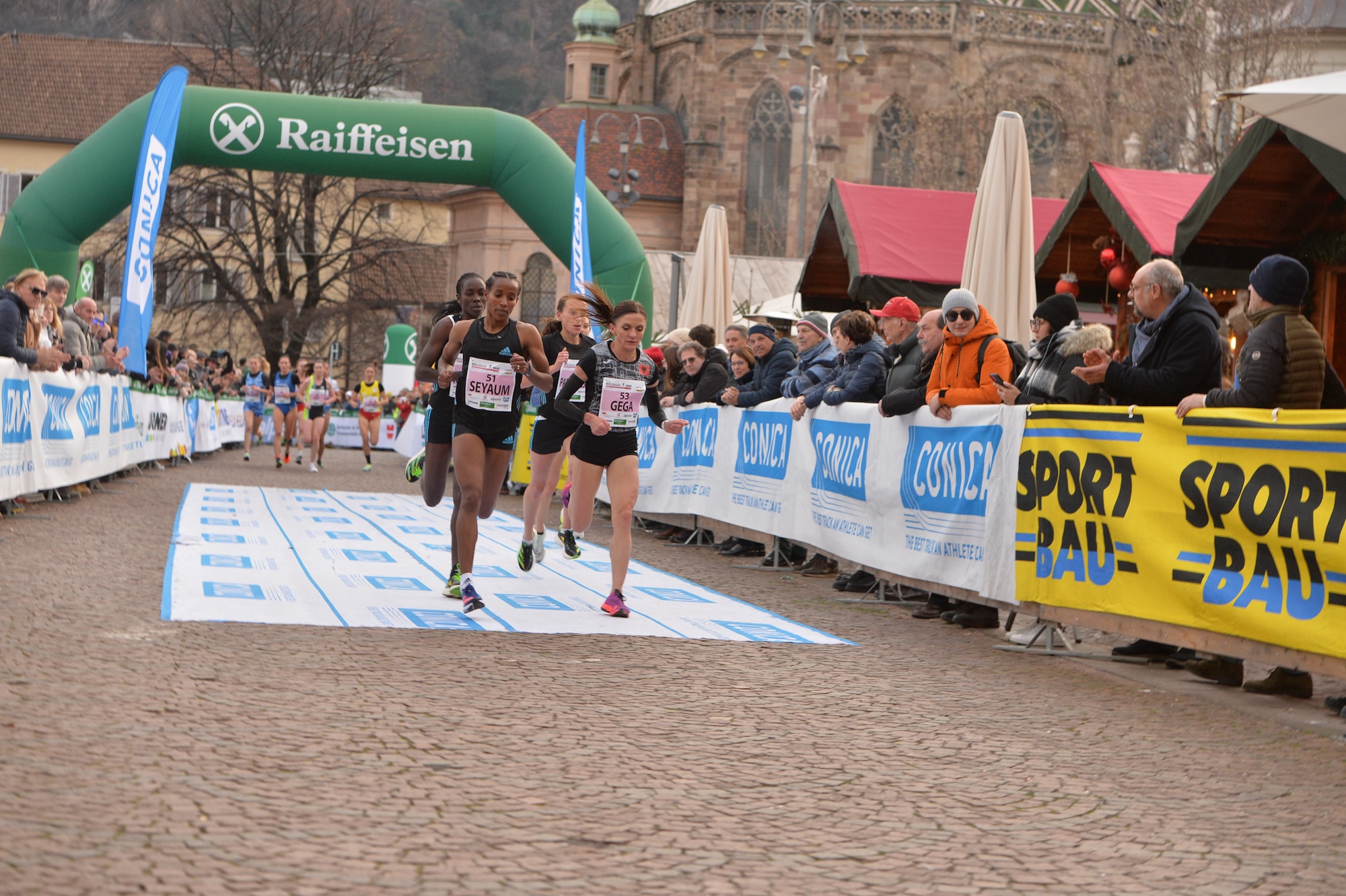 Ateletica leggera 48°BoClassic,gara uomini elite Bolzano 31 dicembre 2022 © foto Remo Mosna