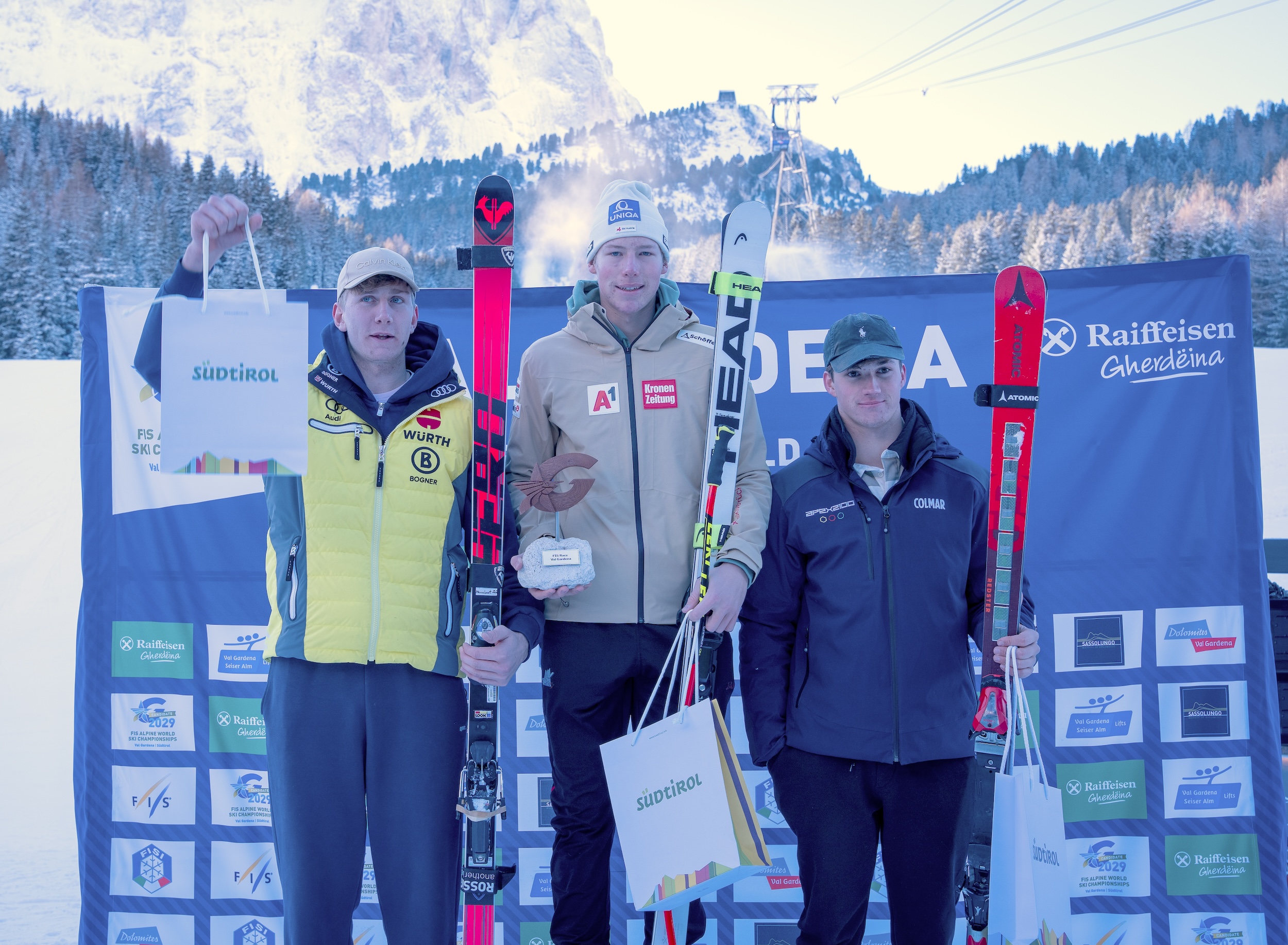 Roesle_Fernsebner_Laughland_Raiffeisen_FIS_Challenge_Val_Gardena_DH_03_12_2023_Credits_Saslong_Classic_Club