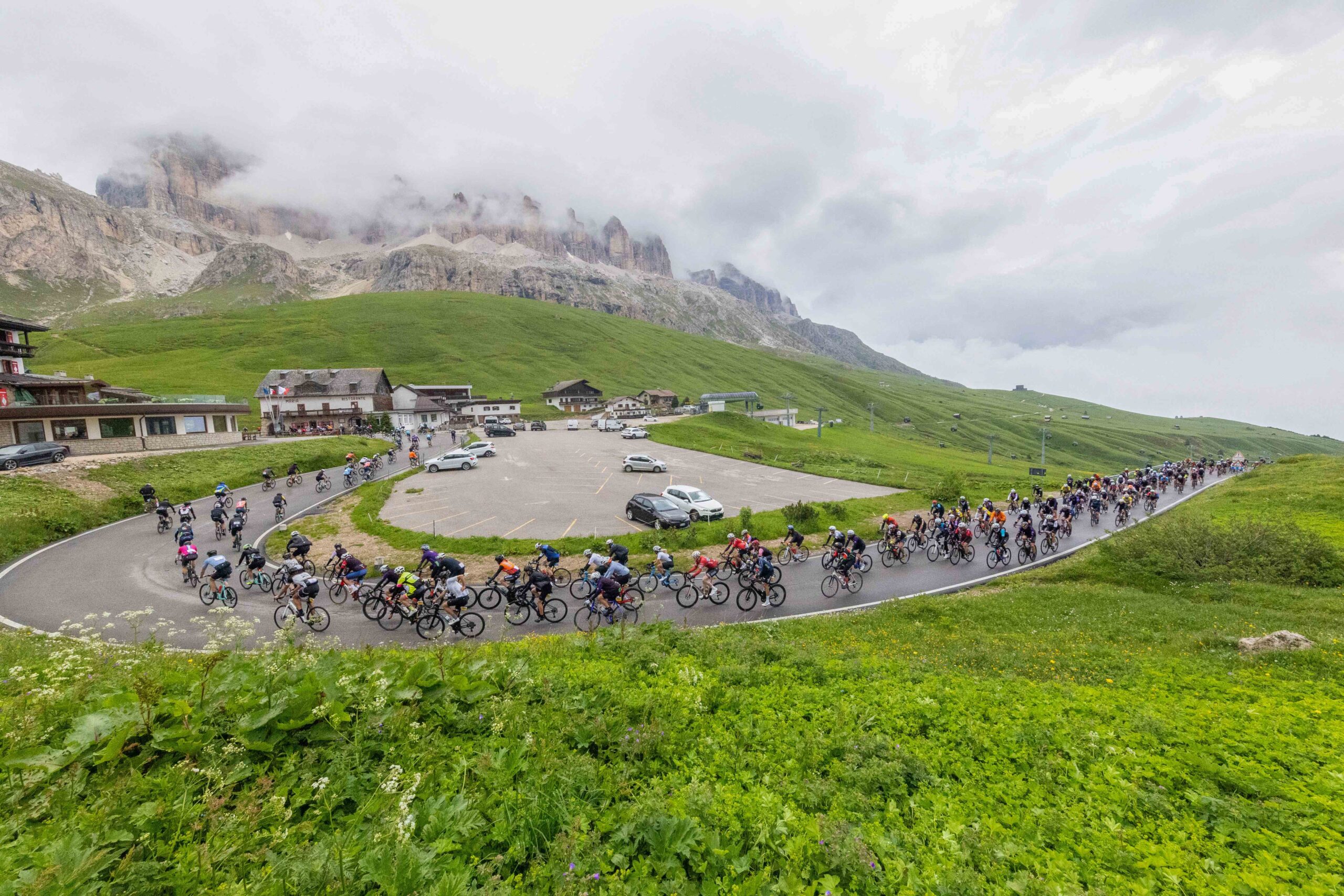 Passi Dolomiti Maratona Dles Dolomites 2024 - foto @freddy-planinschek