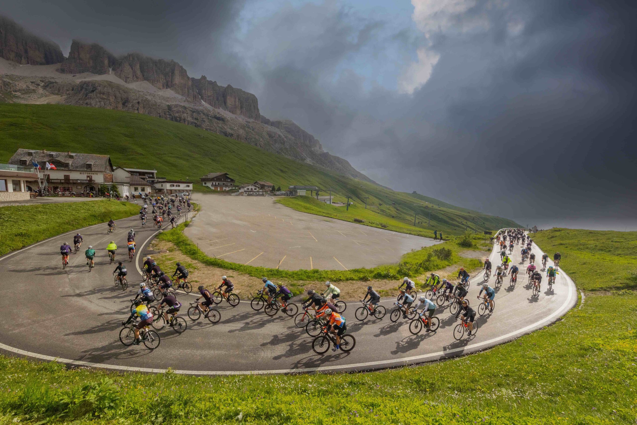 Passi Dolomiti Maratona Dles Dolomites 2024 - foto @freddy-planinschek