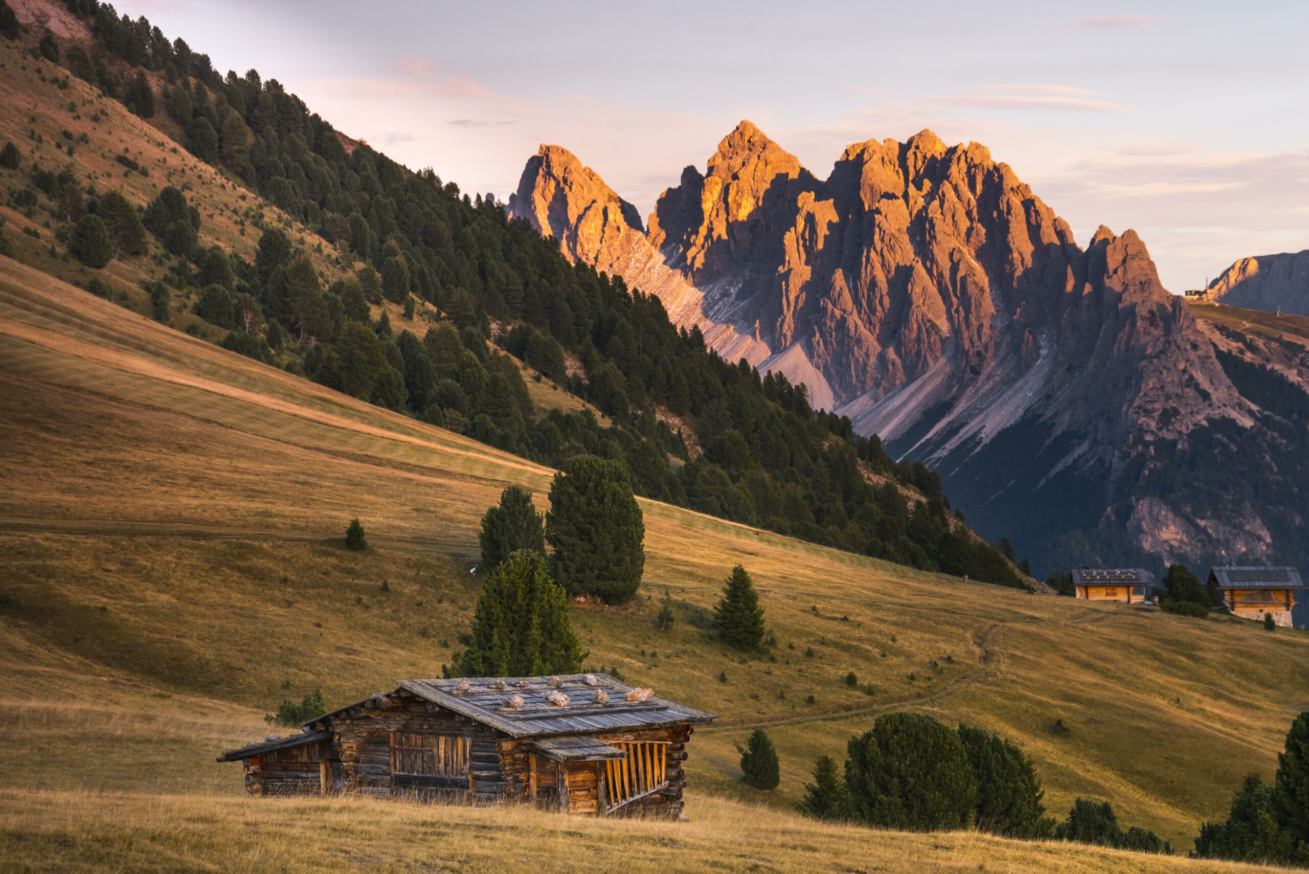 Burning_Dolomites_Val_Gardena_Seurasas_Cir