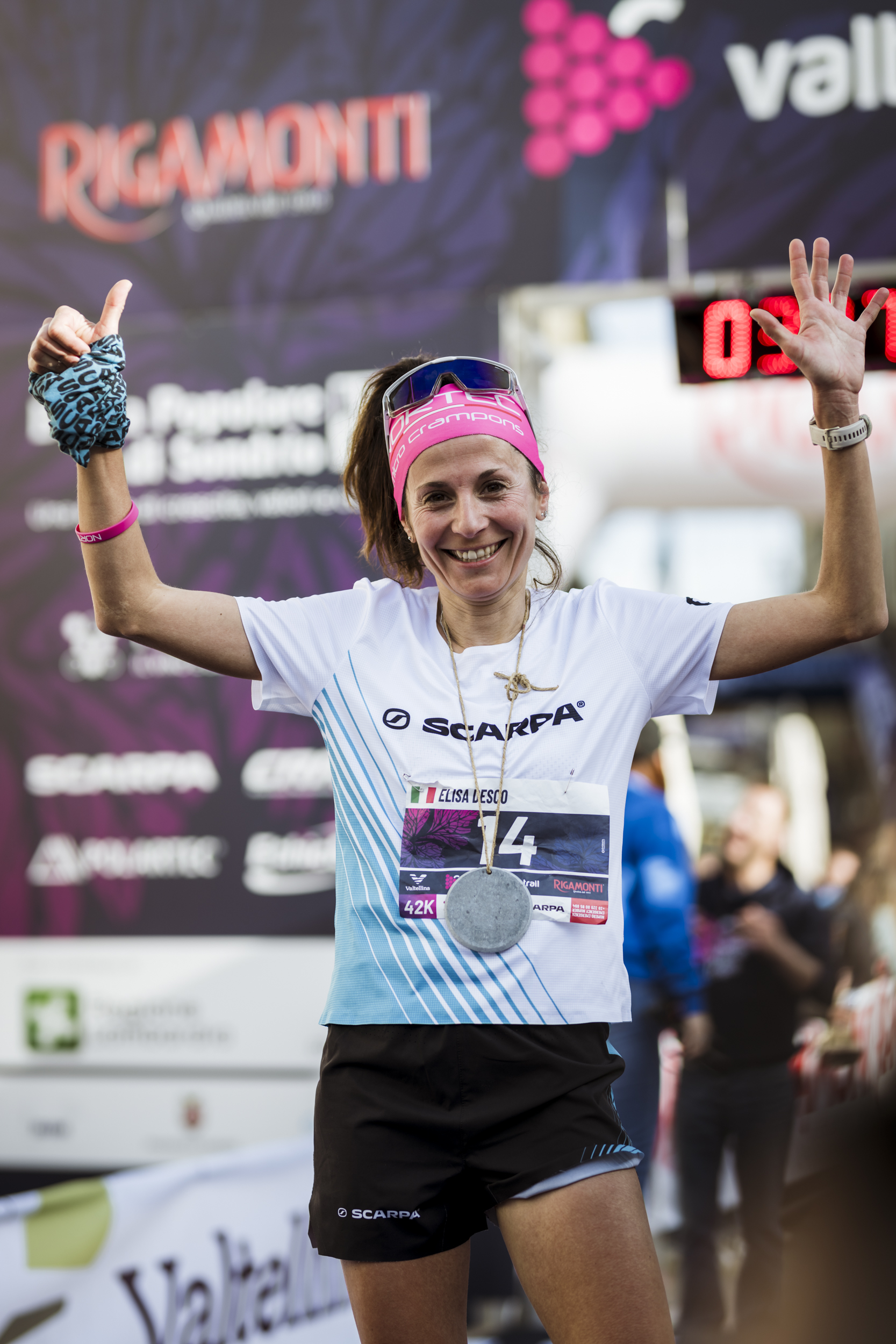 Elisa Desco, vincitrice della 42 km al Valtellina Wine Trail 2024