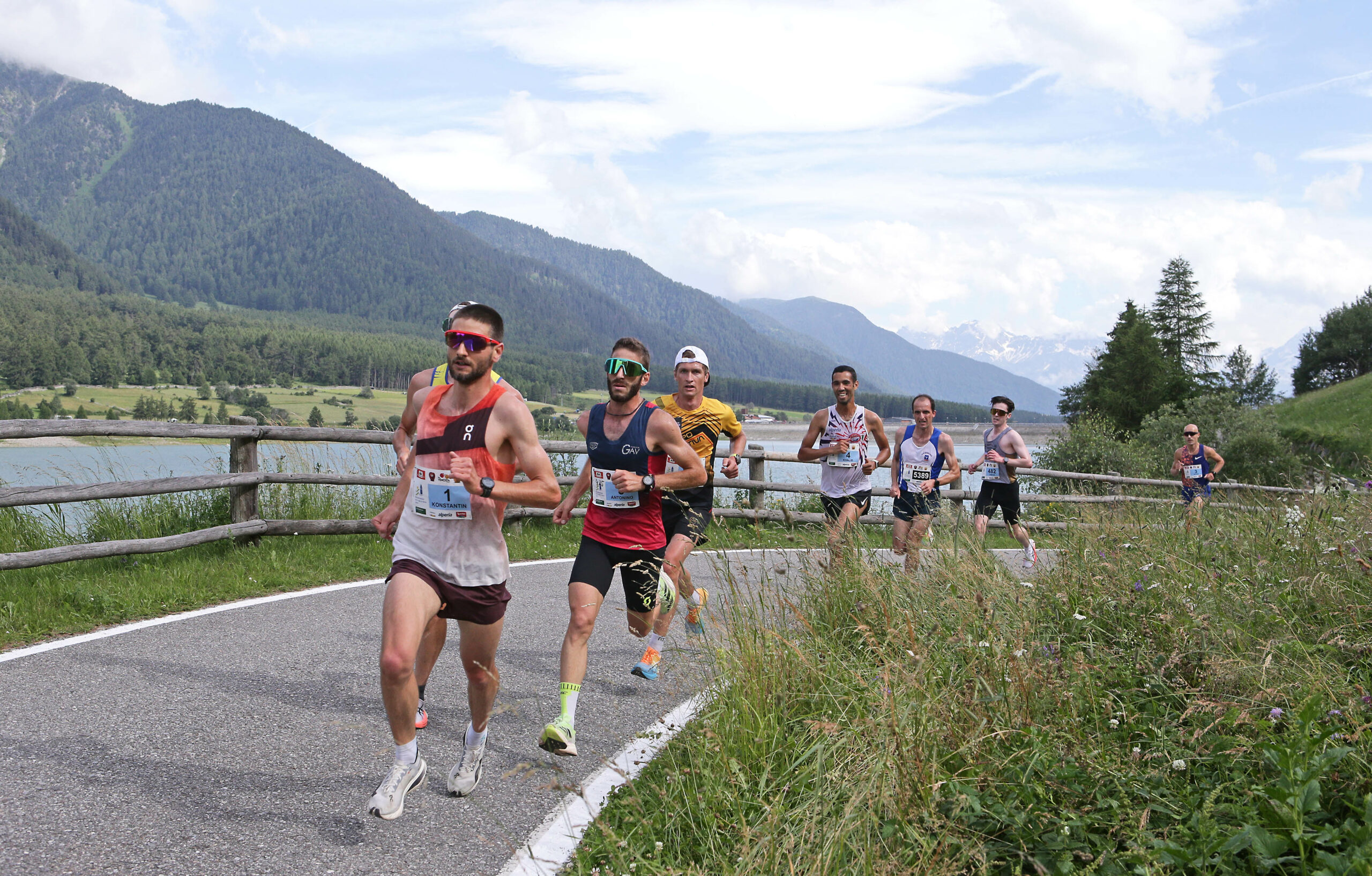 Giro Lago di Resia - foto Newspower.it Trento