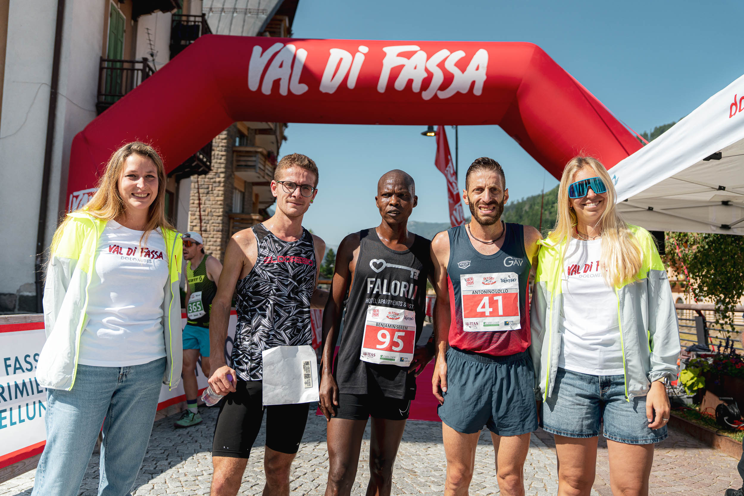 Podio maschile 1ª tappa Val di Fassa Runnig 2025, Moena 22.06.2025