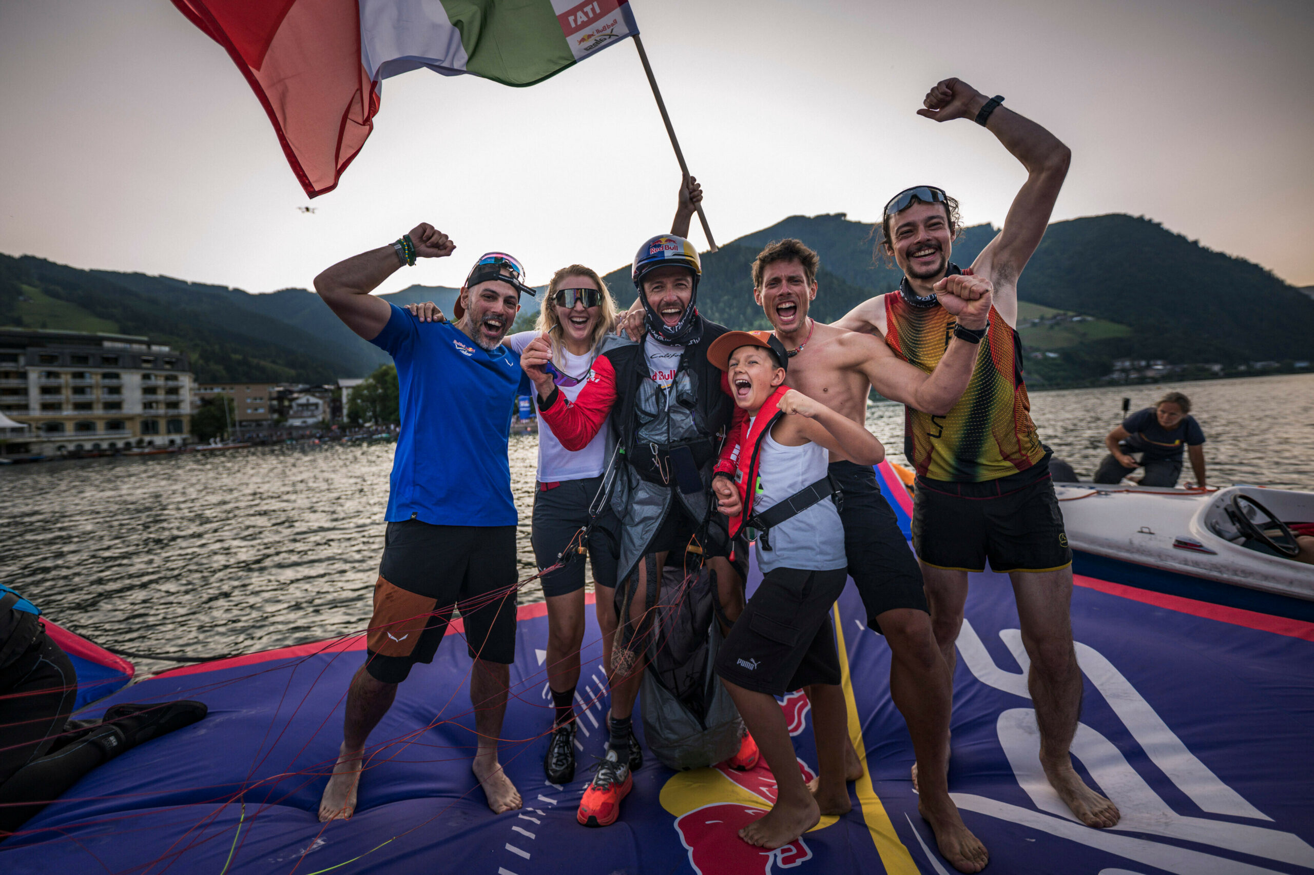 Aaron Durogati (ITA1) performs during Red Bull X-Alps at Zell. am See, Austria, June 22, 2025. // Sebastian Marko / Red Bull Content Pool 