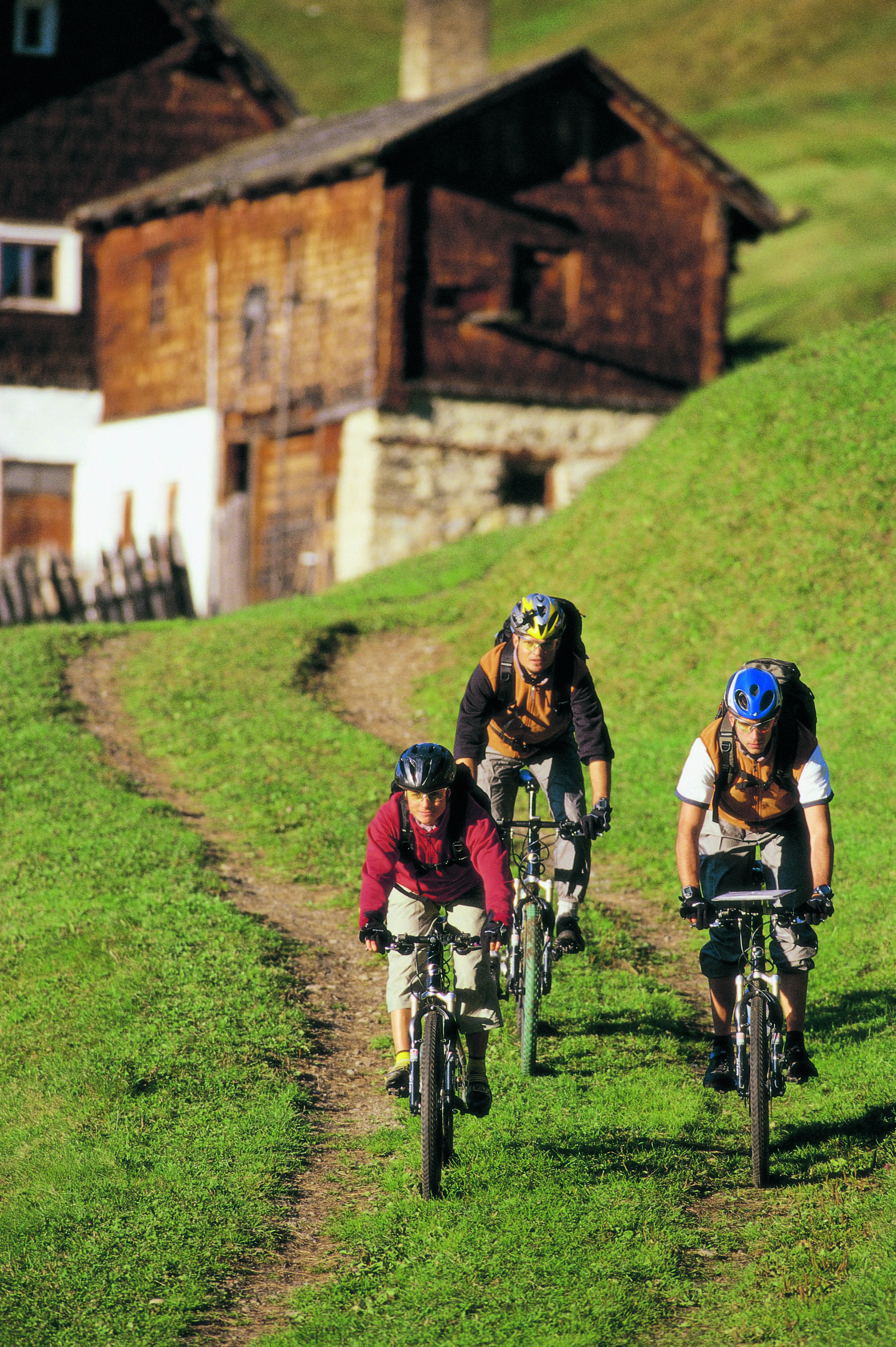 Mountain Bike in Tirolo: il Giro dei 4 Rifugi nelle Dolomiti di Lienz