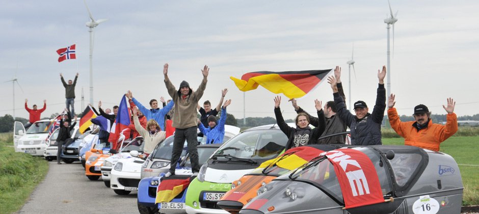 Wave Trophy 2013: le auto elettriche attraversano le Alpi