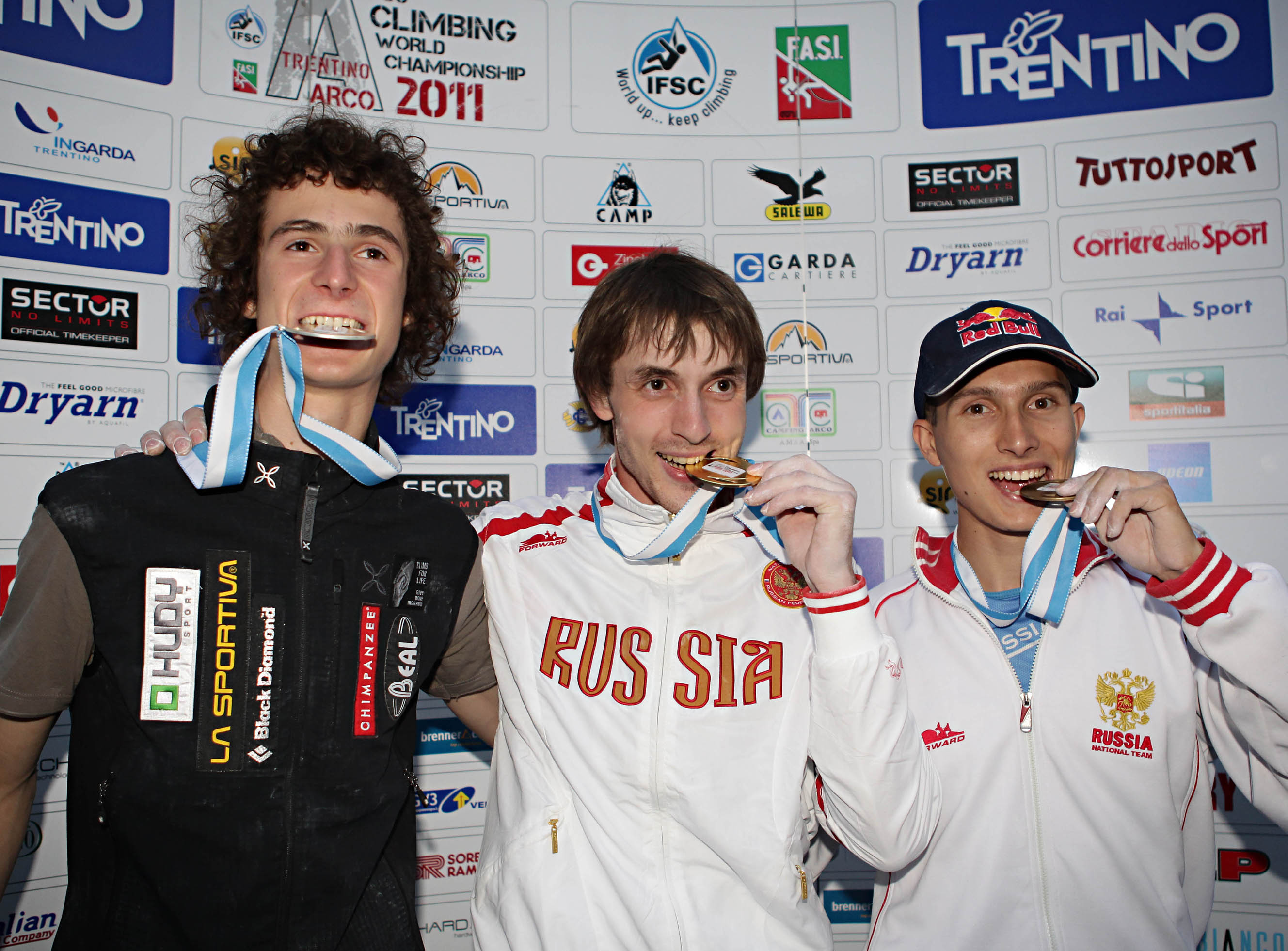 Arco 2011: Dmitry Sharafutnidov Ã¨ campione del mondo boulder