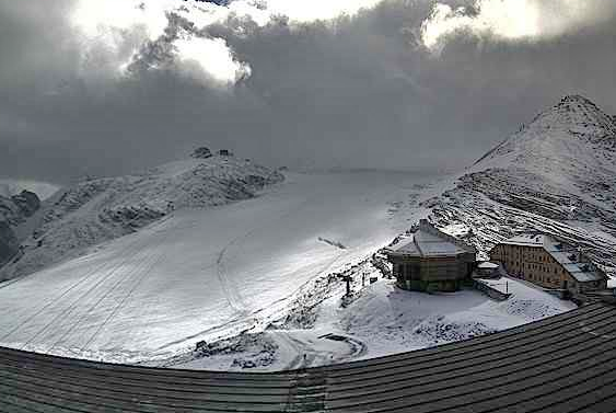Spruzzate di neve in quota sulle Alpi