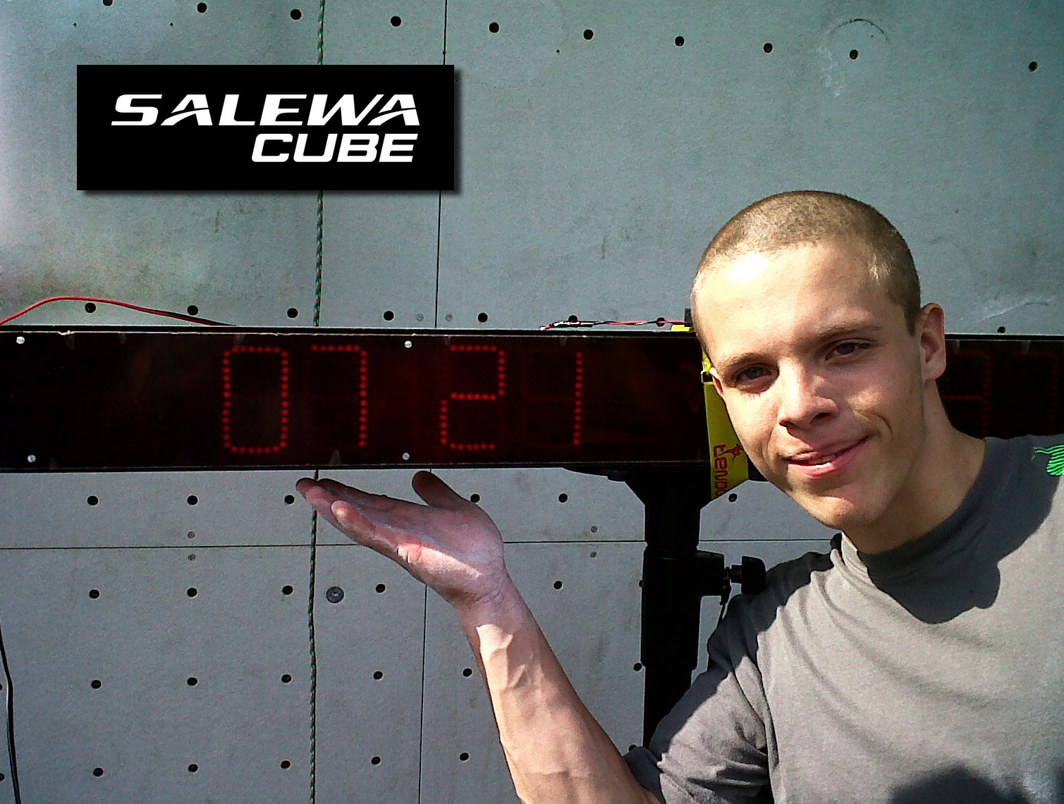 Arrampicata speed al Salewa Cube, fissato il nuovo record italiano