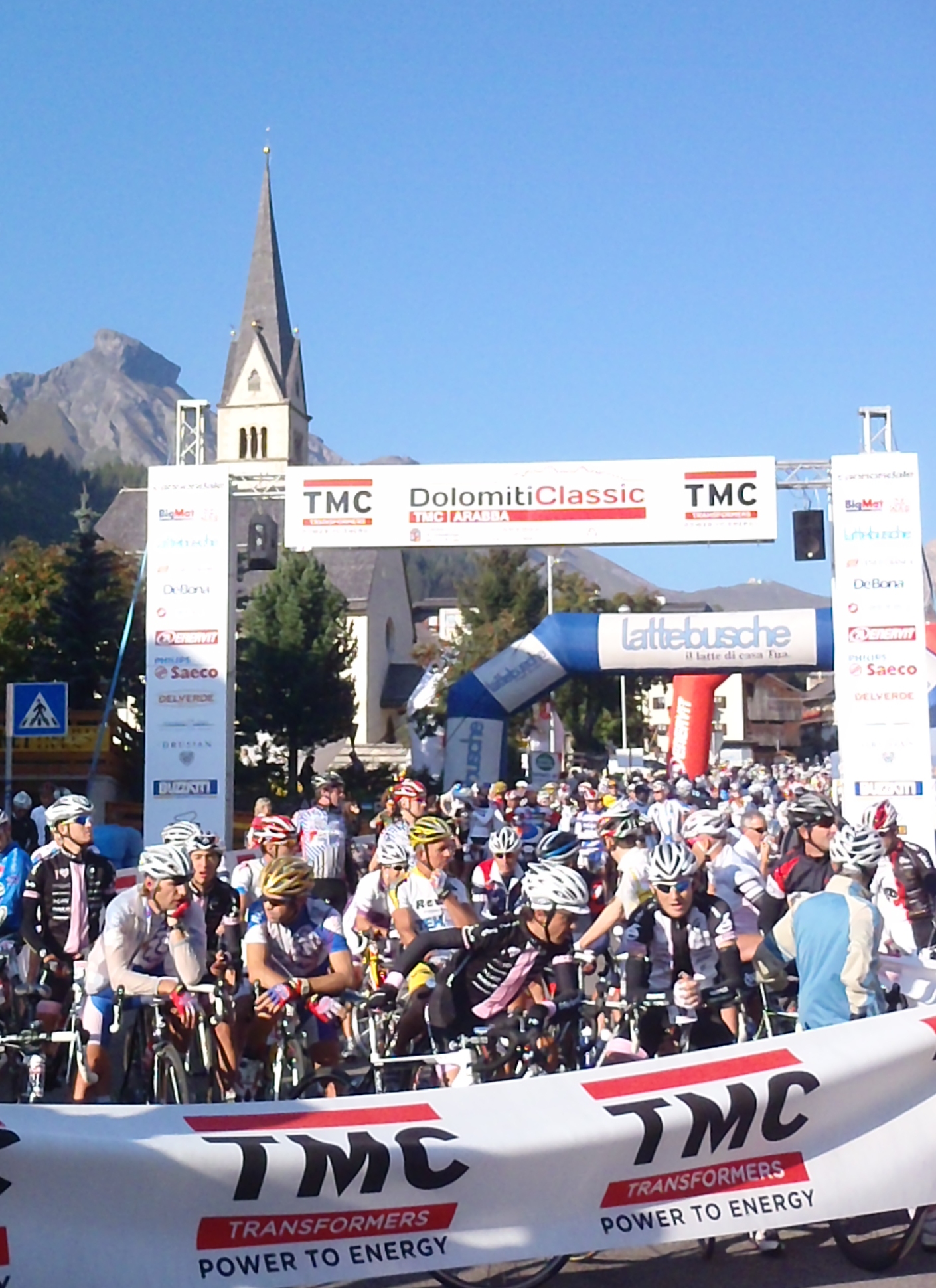 Ciclismo: la Dolomiti Classic-TMC-Arabba premia i fedelissimi