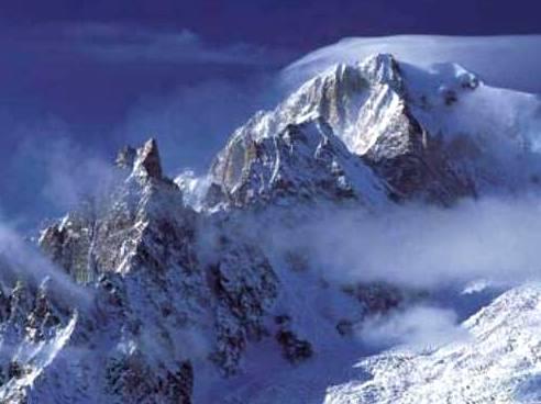 Alpinista tedesca muore per ipotermia sul Bianco