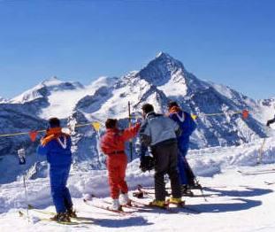 Pila: sciare in primavera a prezzi da record