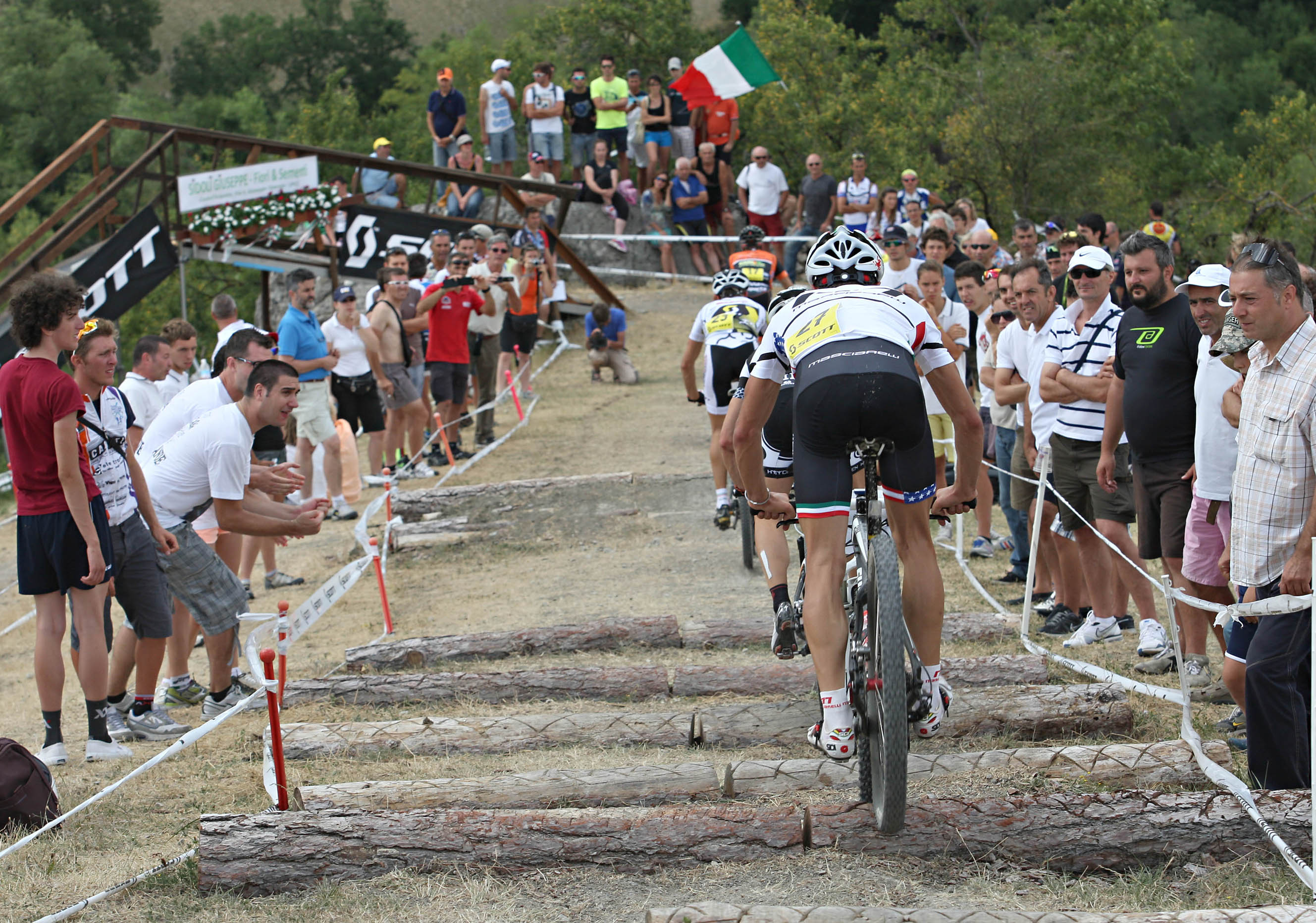 Mountain bike: la Scott Valdarda Bike 2013 Ã¨ campionato italiano di staffetta XC