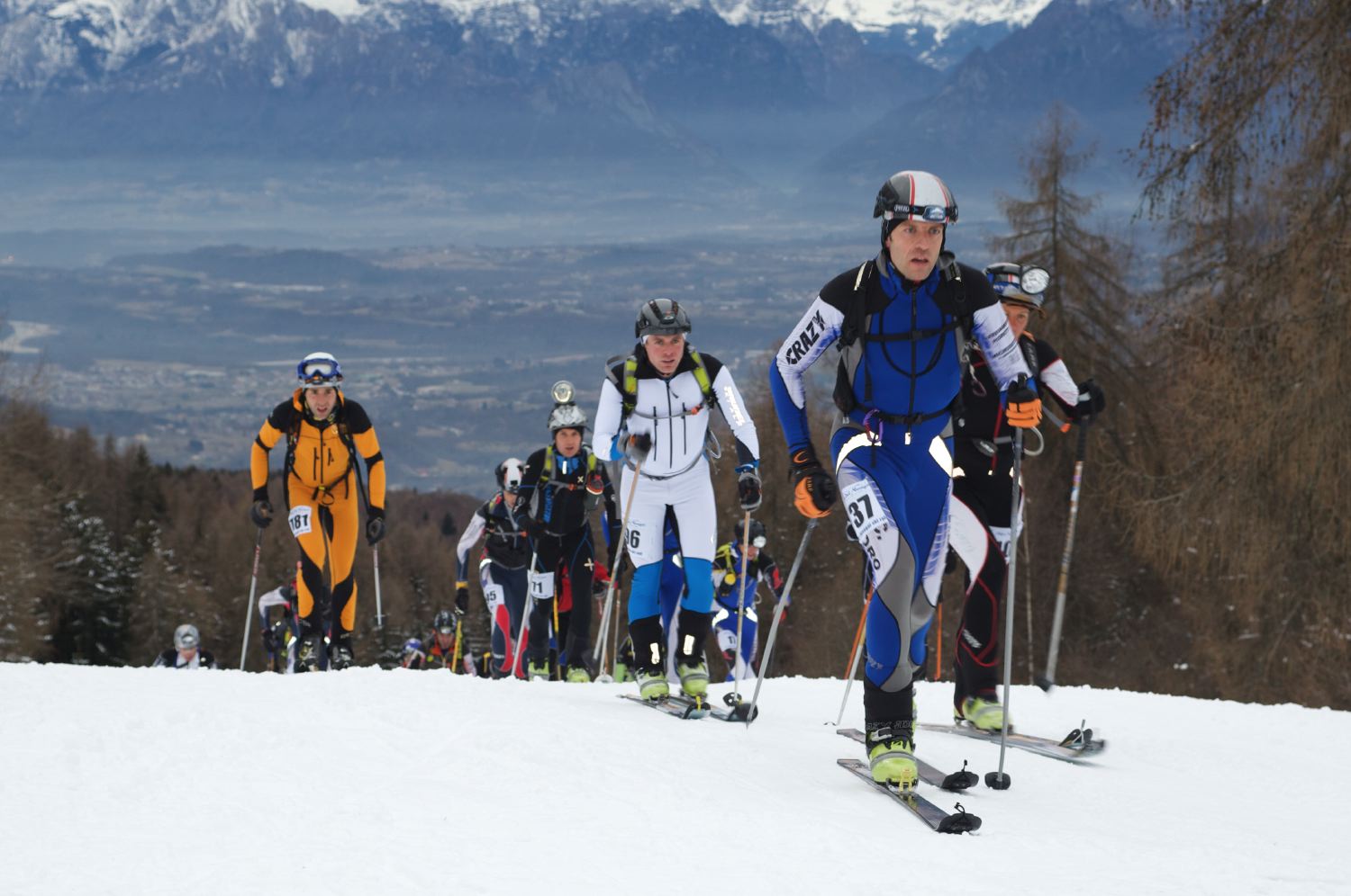 Nevegal, campionati italiani â€œVerticalâ€ e â€œStaffettaâ€ di scialpinismo