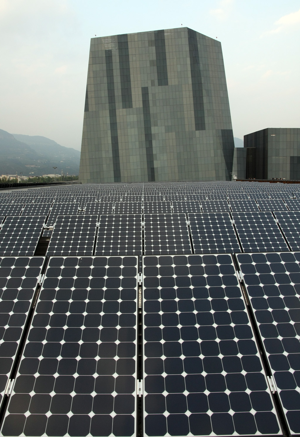 Energie rinnovabili e risparmio energetico: nuovi posti di lavoro sulle Alpi