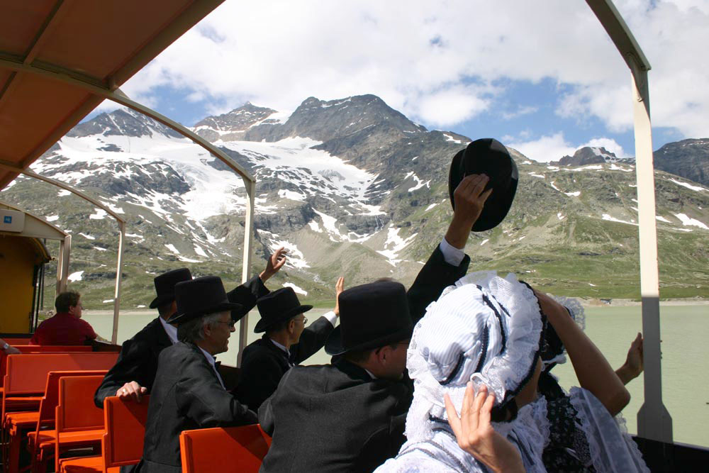 Un viaggio nel passato sul trenino del Bernina